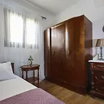Feronia Apartament *