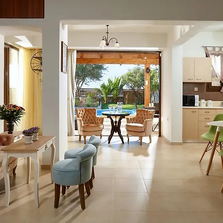 Feronia Apartment *
