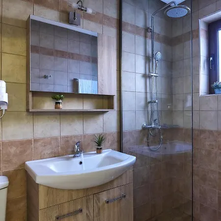 Feronia Apartment